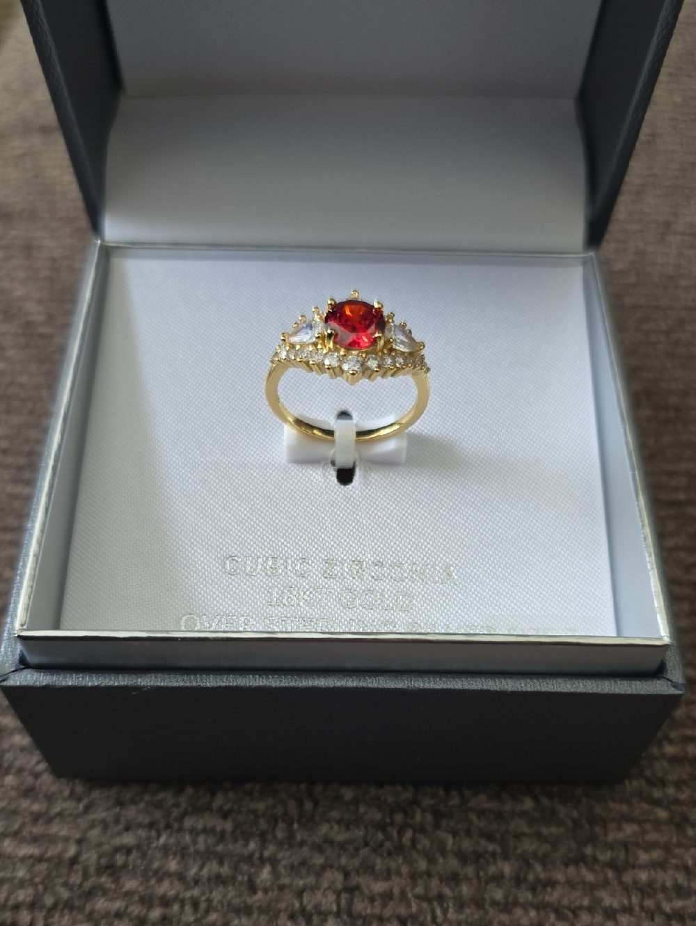 PRIMROSE BRAND BEAUTIFUL CUBIC ZIRCONIA STERLING SILVER RING SIZE 7